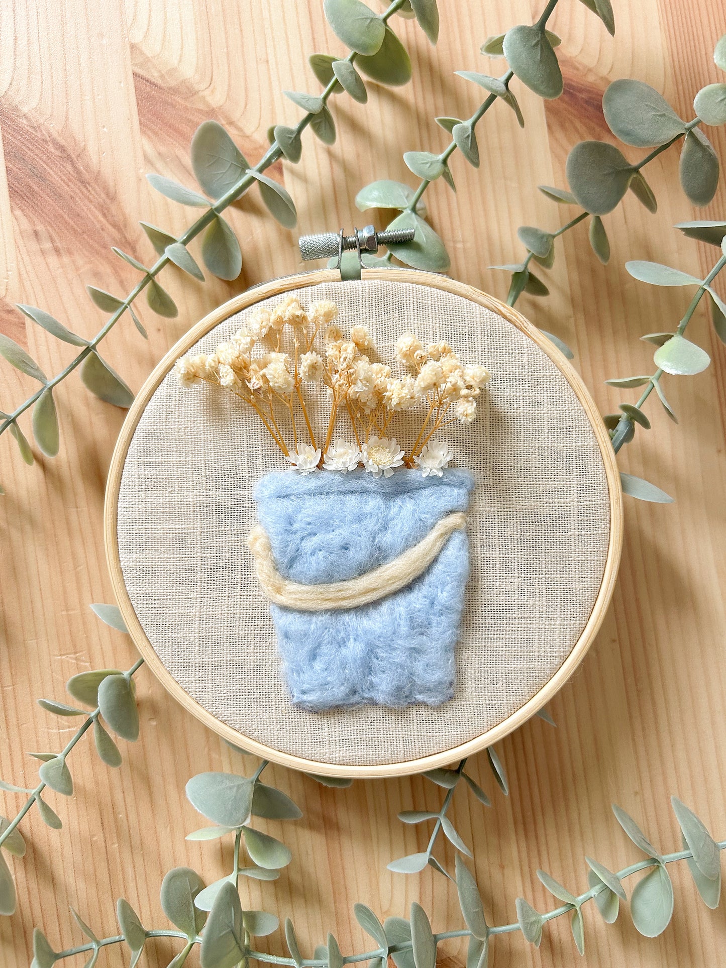 Tambours décoratifs en laine