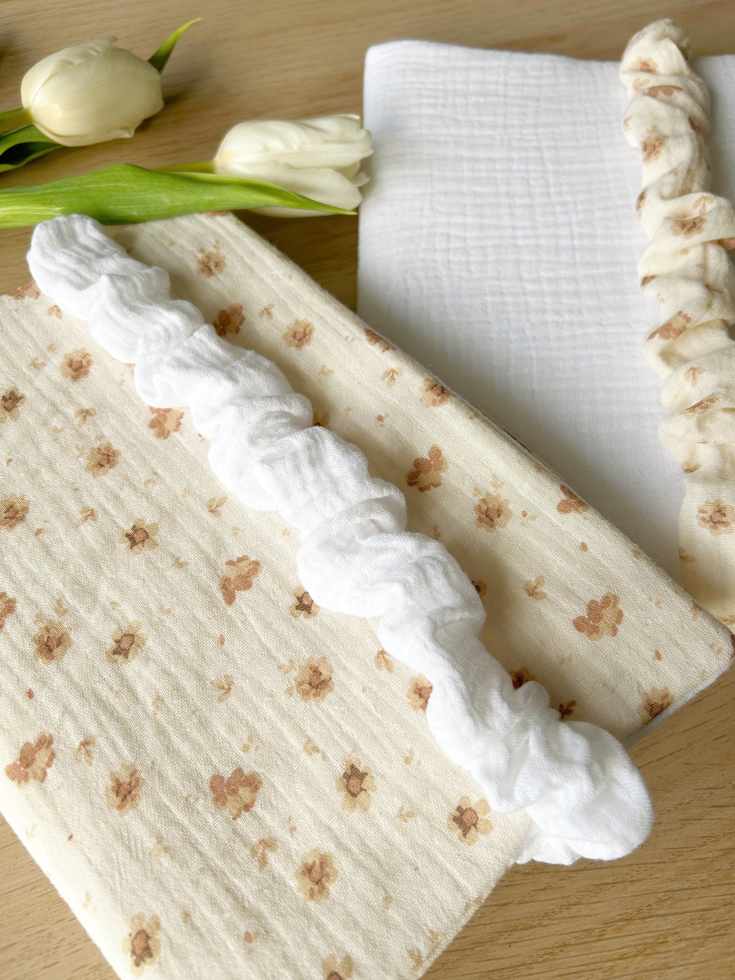 Protège carnet de santé blanc ou fleuri