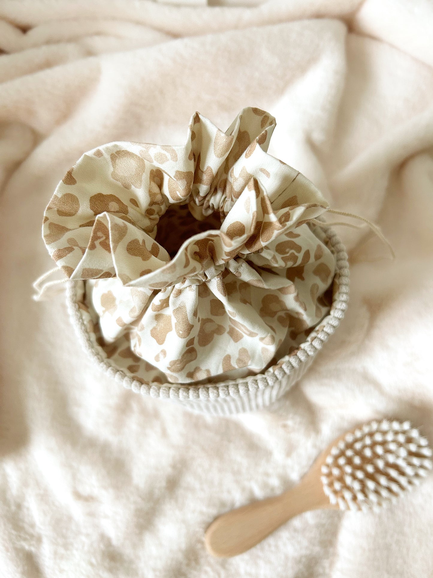 Panier pochon léopard