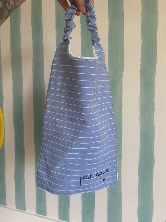 Serviette élastiquée