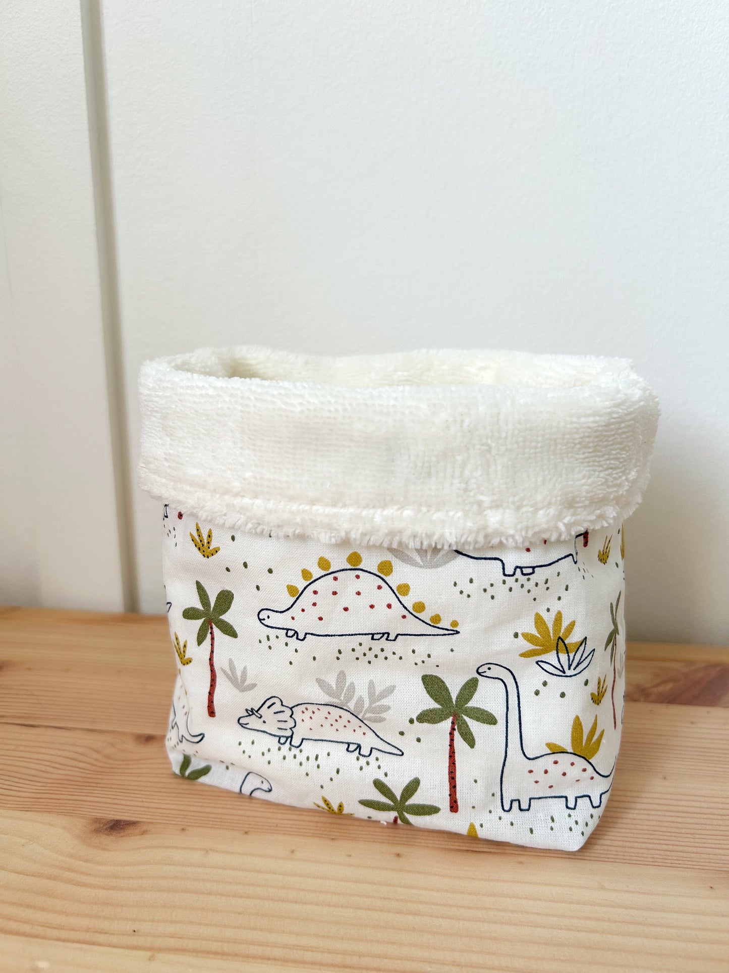Panier et lingettes
