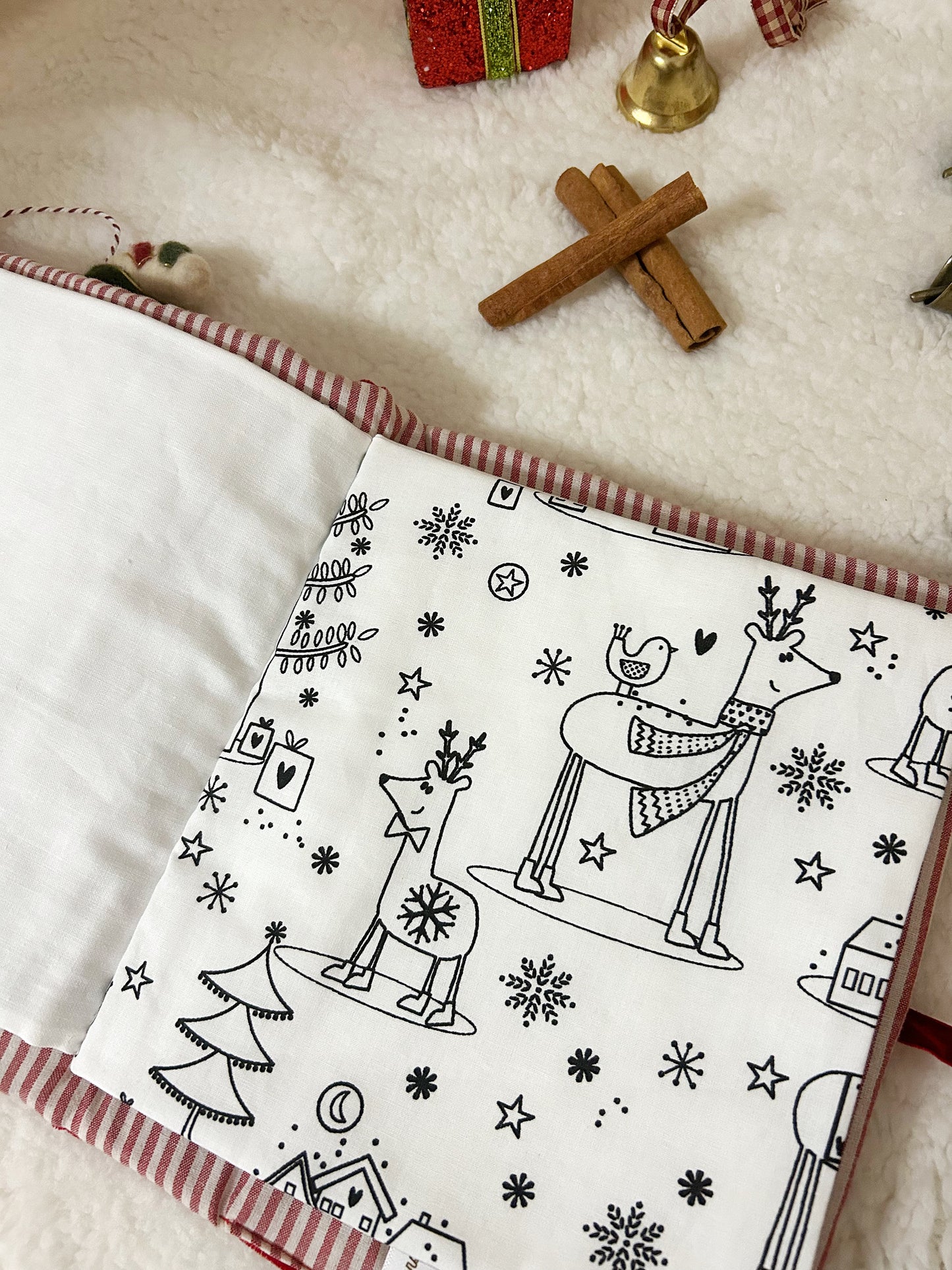 Coloriage de Noël Lavable – Carnet Créatif Réutilisable 🎅